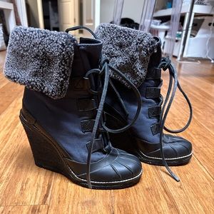 Tory Burch Fairfax wedge boots size 7 Euc